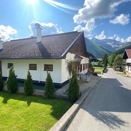 Alpin Haus Berwang Apartment Exterior photo